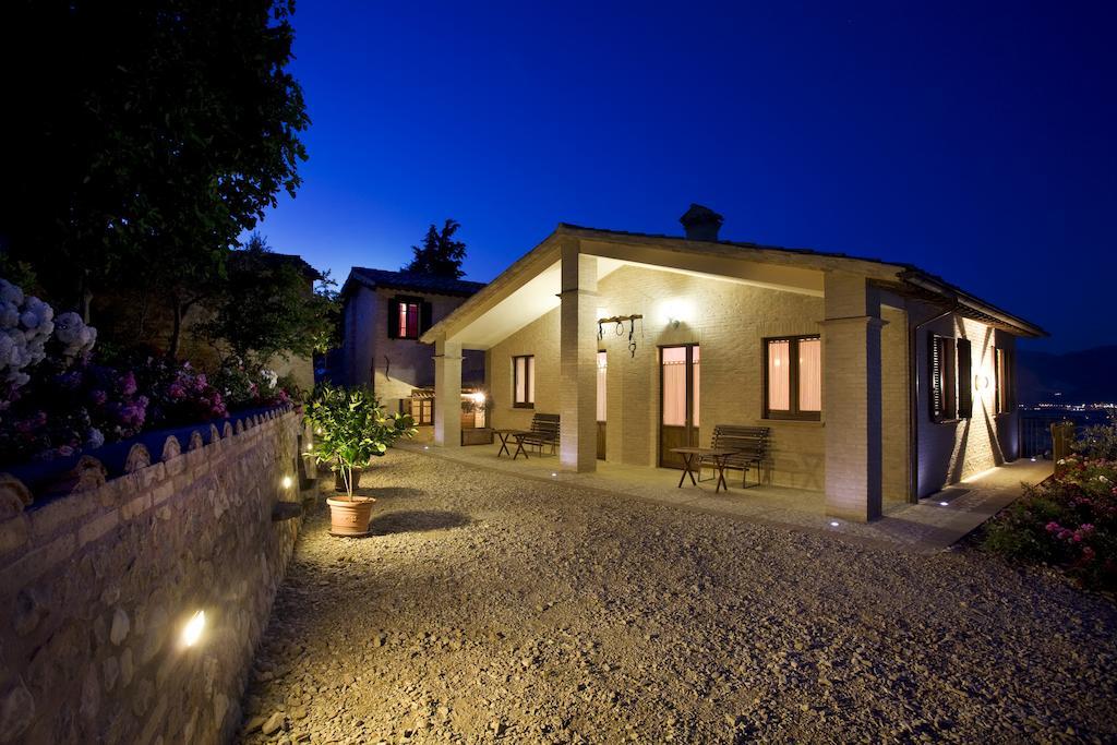 Agriturismo Il Girasole Montefalco Extérieur photo